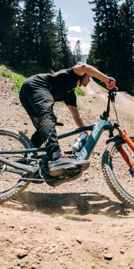 MTB Bekleidung - Alles, was du brauchst! | BIKE24