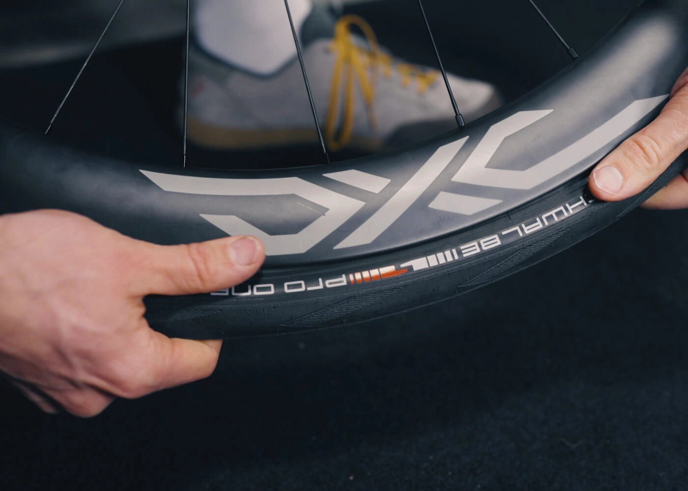 Tubeless Reifen wechseln - So geht's! | BIKE24